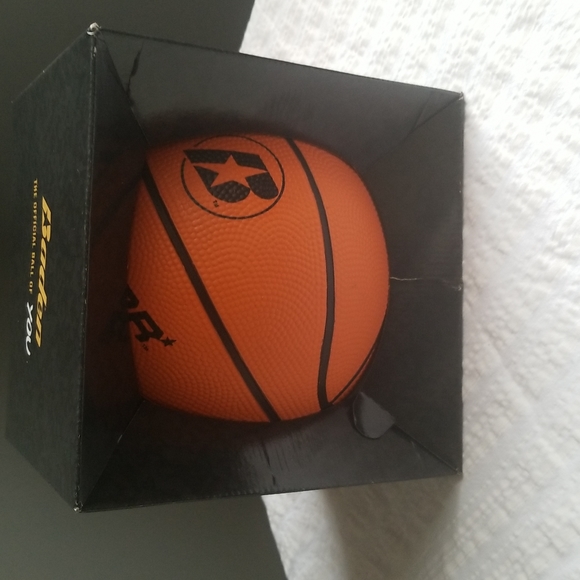 Baden Mini Basketball - Picture 3 of 5